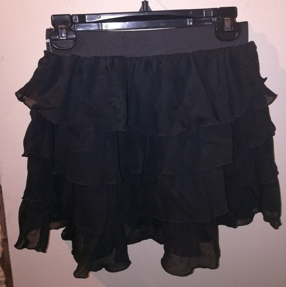 Mossimo Ruffled layered skirt - Picture 2 of 3